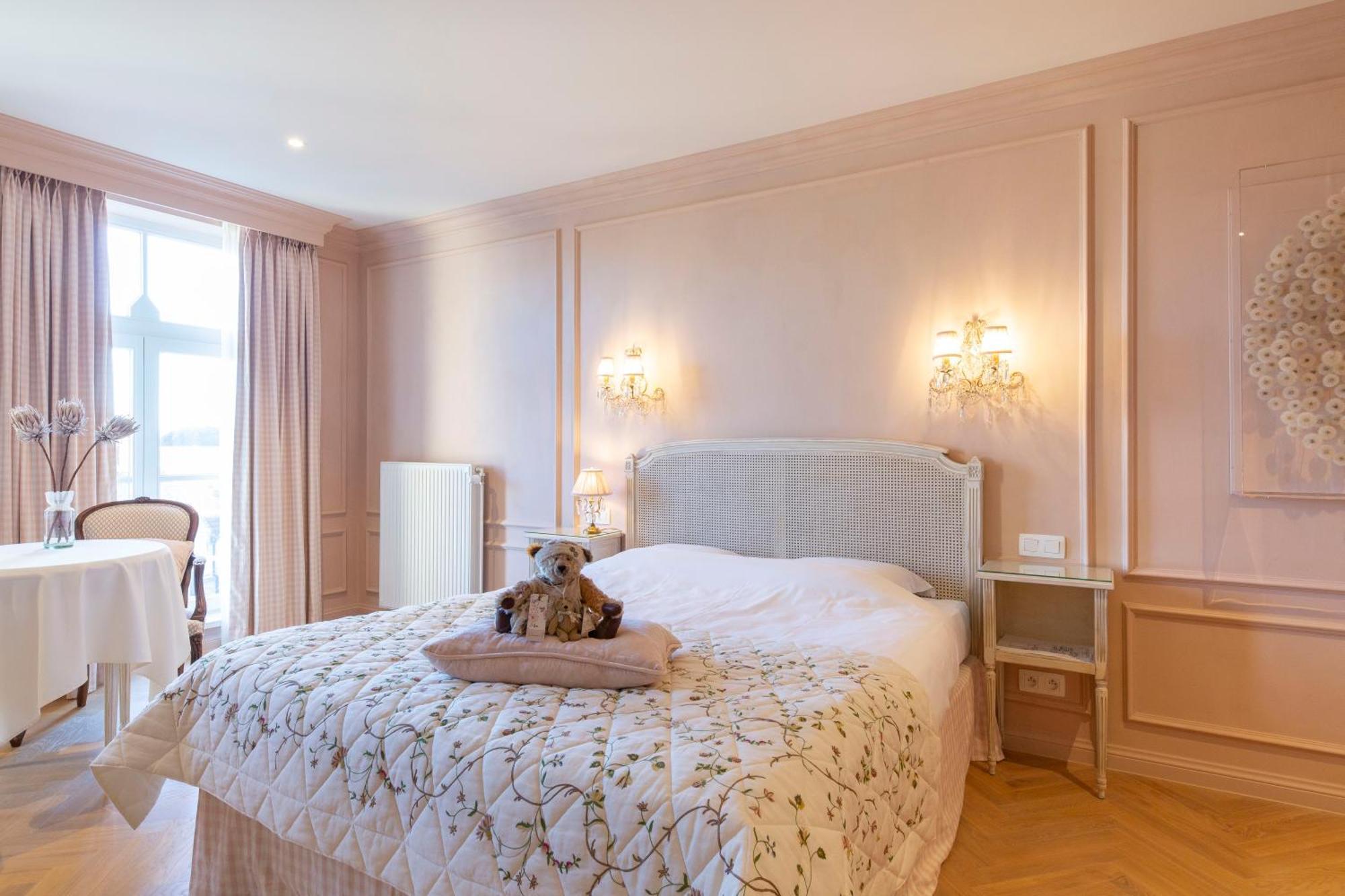 Guesthouse Mirabel Брюгге Номер фото